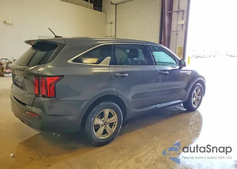 2021 Kia Sorento Lx z USA, uszkodzony, nr VIN 5XYRG4LC2MG029399